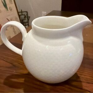 Villeroy & Boch Tipo White Creamer